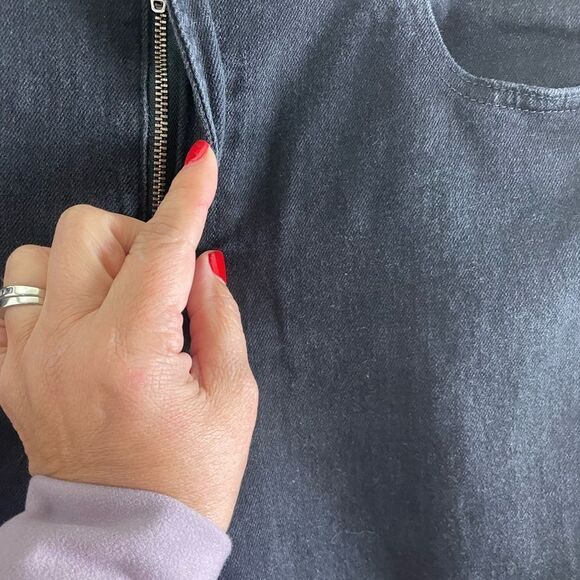 COPY - Everlane The Original Cheeky Jean Size 22 Black - Picture 2 of 5